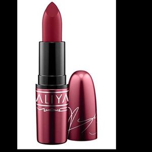 MAC Aaliyah Collection 💄 More than a woman